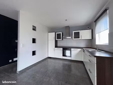 location appartement f4 92m²