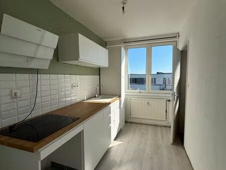 appartement t3 rénové – 75 m² – vendu loué