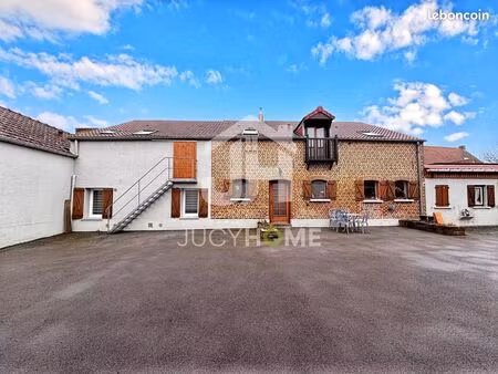 longère 12 pièces 335 m²