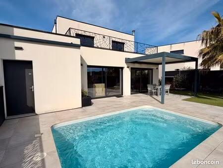 villa t4 de 2017 avec superbe vue