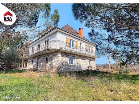 maison 6 pièces 184 m²