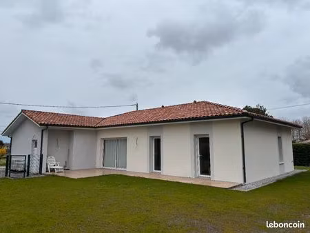 maison t4 à louer à st jean de marsacq