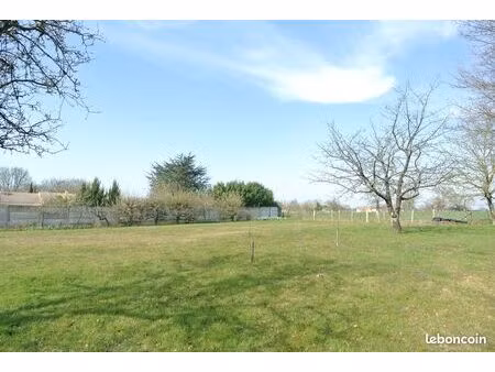terrain constructible de 1265 m²