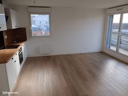 t2 de 50m2  rénové en 2026  dpe c  lumineux