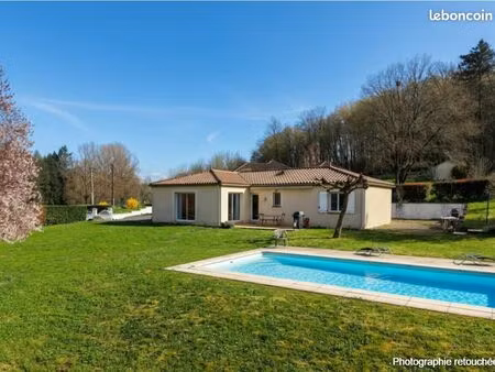 maison 4 pièces 105 m²