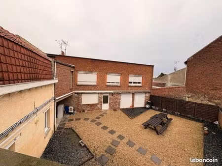 immeuble 260 m² la bassee