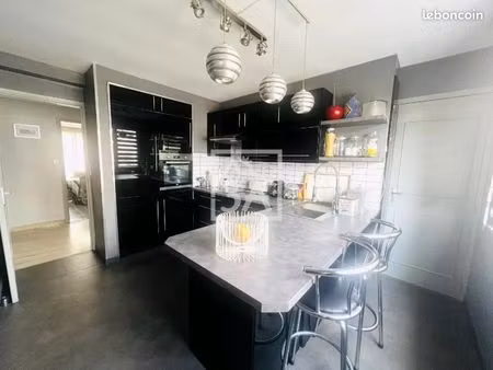 appartement 4 pièces 107 m²