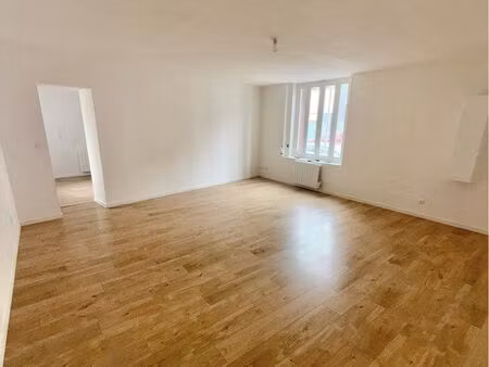 cambrai t3 82m2 / 2 chambres / 2 places de parking