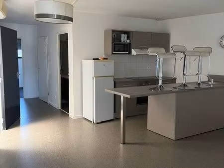 à louer appartement / bureau