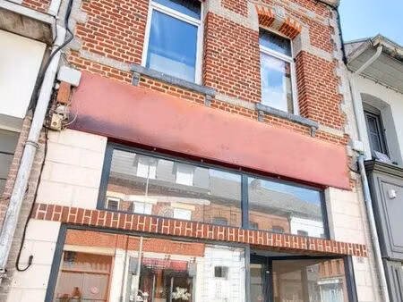 immeuble 6 pièces 145 m²