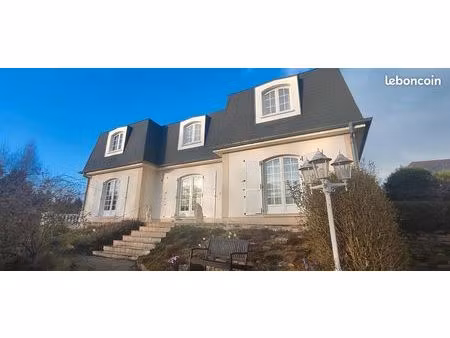 maison 7 pièces 180 m²