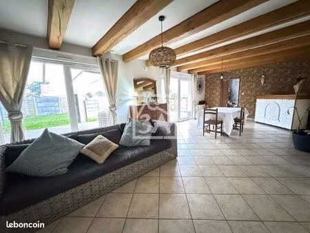 pavillon 7 pièces 111 m²