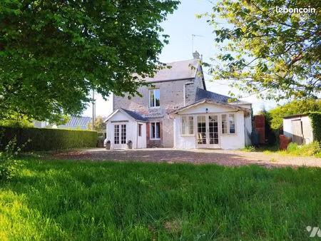 pavillon 5 pièces 83 m²