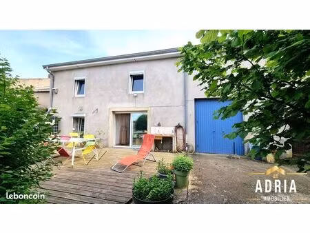 maison 8 pièces 172 m²