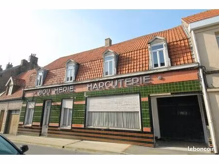 maison 13 pièces 229 m²