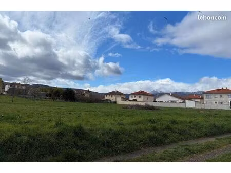 terrain 466 m² cebazat