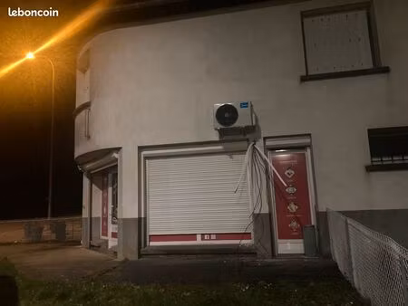 location local commercial