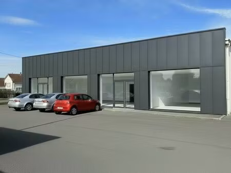 a louer local commercial pau - 1000 m² divisible