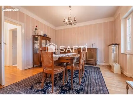 maison 6 pièces 133 m²