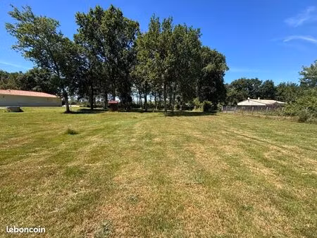 terrain 1 348 m² saint jean d illac