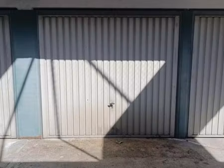 garage/box 13 m² blagnac