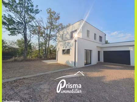 très belles prestations pour cette maison 6 pièces