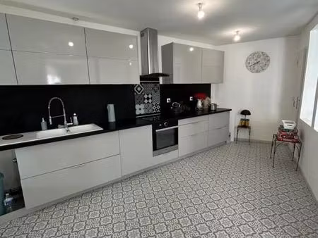 maison 3 pièces 75 m²