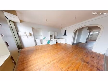 appartement 2 pièces 67 m²