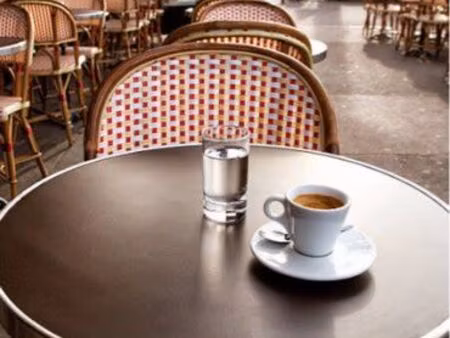 restaurant avec terrasse 50 couverts