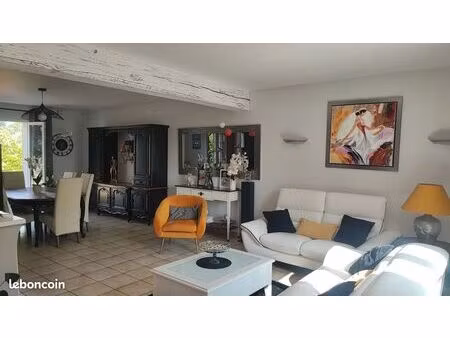 maison traditionnelle proche d'angers