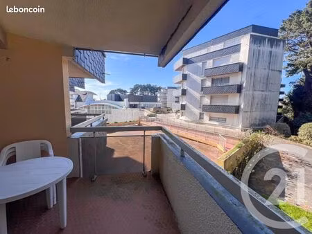 studio 1 pièce 23 m²