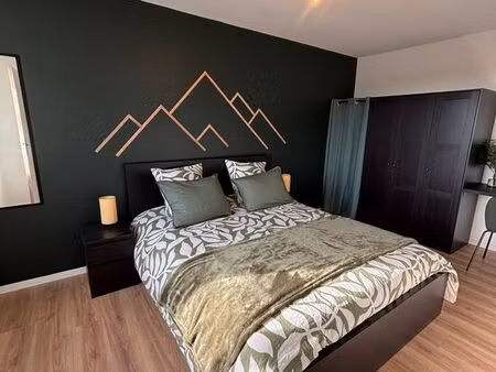 maison divisée en 2 appartements