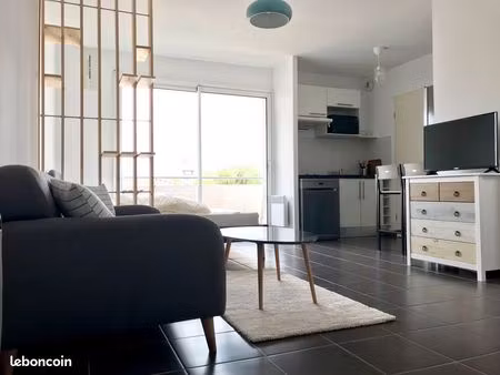 studio meublé + parking couvert