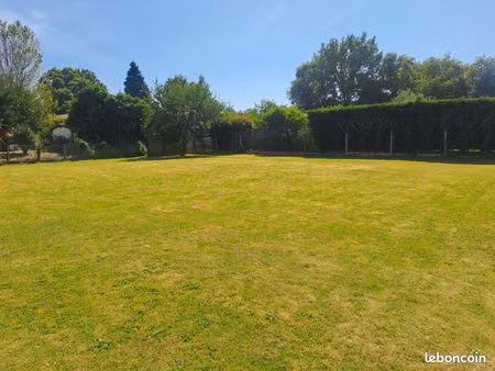 terrain 789 m² la sauve