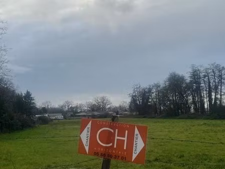 terrain 1 500 m² louchats