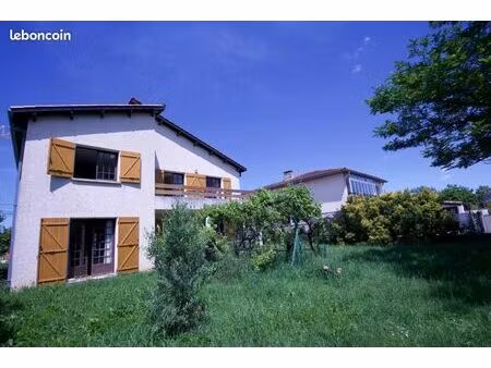 maison 2 pièces 190 m²