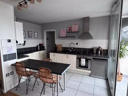 appartement traversant t3 67m2