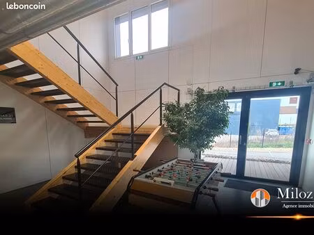 bureaux 60 m² vaulx milieu