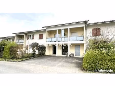 charmant t1 en rez-de-chaussée avec terrasse et jardin privatif