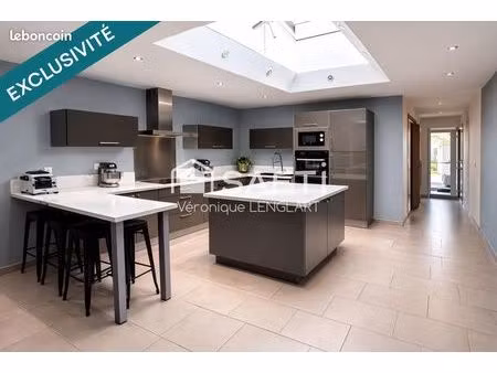 maison de ville 4 pièces 120 m²