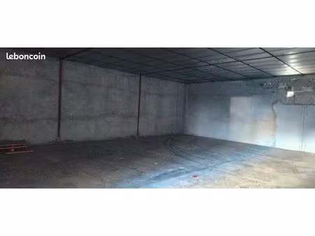 hangar a louer