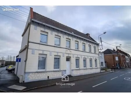 maison 4 pièces 154 m²