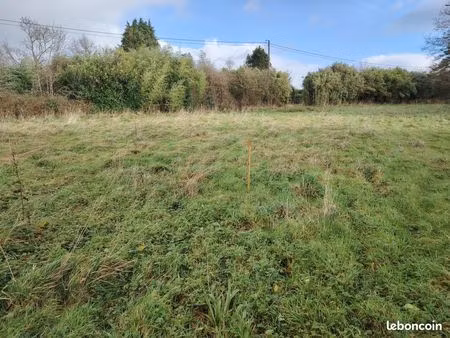 terrain 5120 m² periers