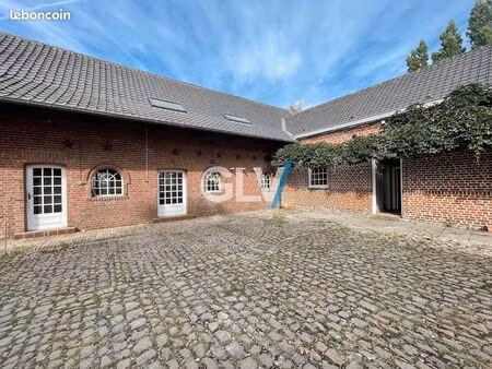 ferme 4 pièces 207 m²