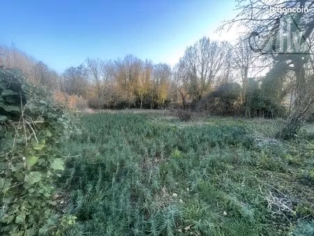 terrain 1134 m² everly