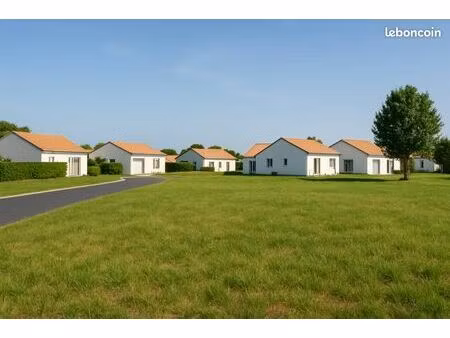 terrain 640 m² podensac