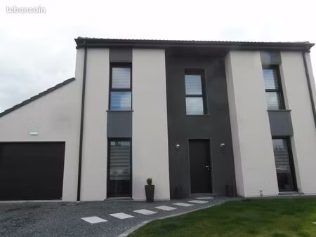 maison cubique récente