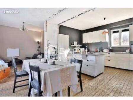 immeuble / grande maison 387 m² – 2542 m² de terrain – fort potentiel – 25 min luxembourg