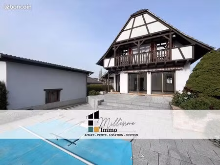 maison 6 pièces 169 m²