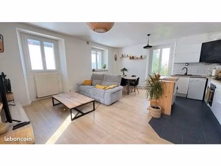 appartement centre ville proche saint goustan